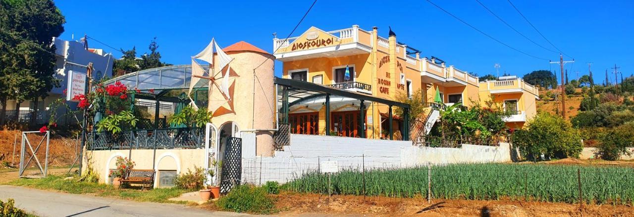 Aparthotel Dioskouroi Apts Agia Pelagia  Exterior foto