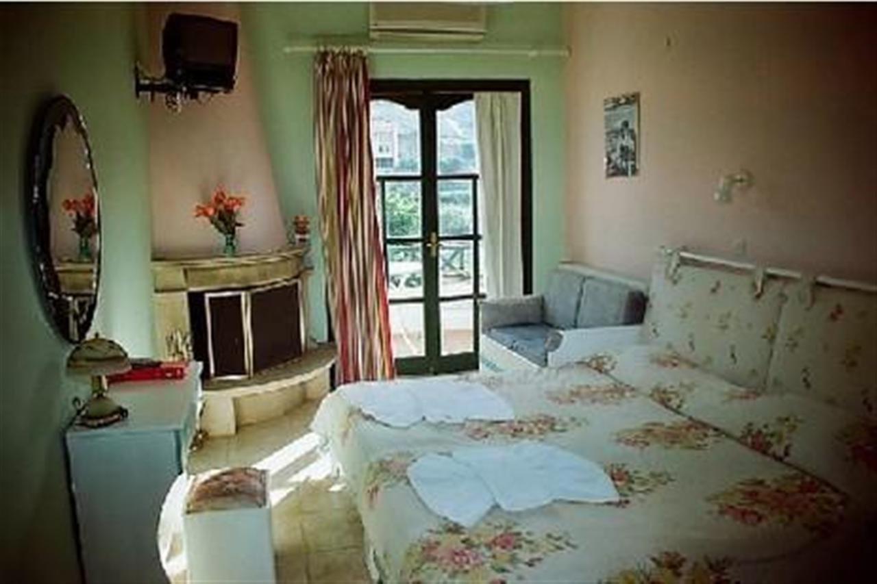Dioskouroi Apts Agia Pelagia  Exterior foto